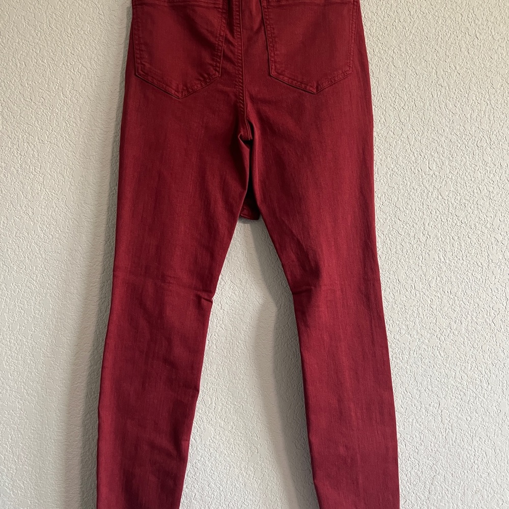 New Juniors' SO Belted Jeggings - Picture 3 of 7